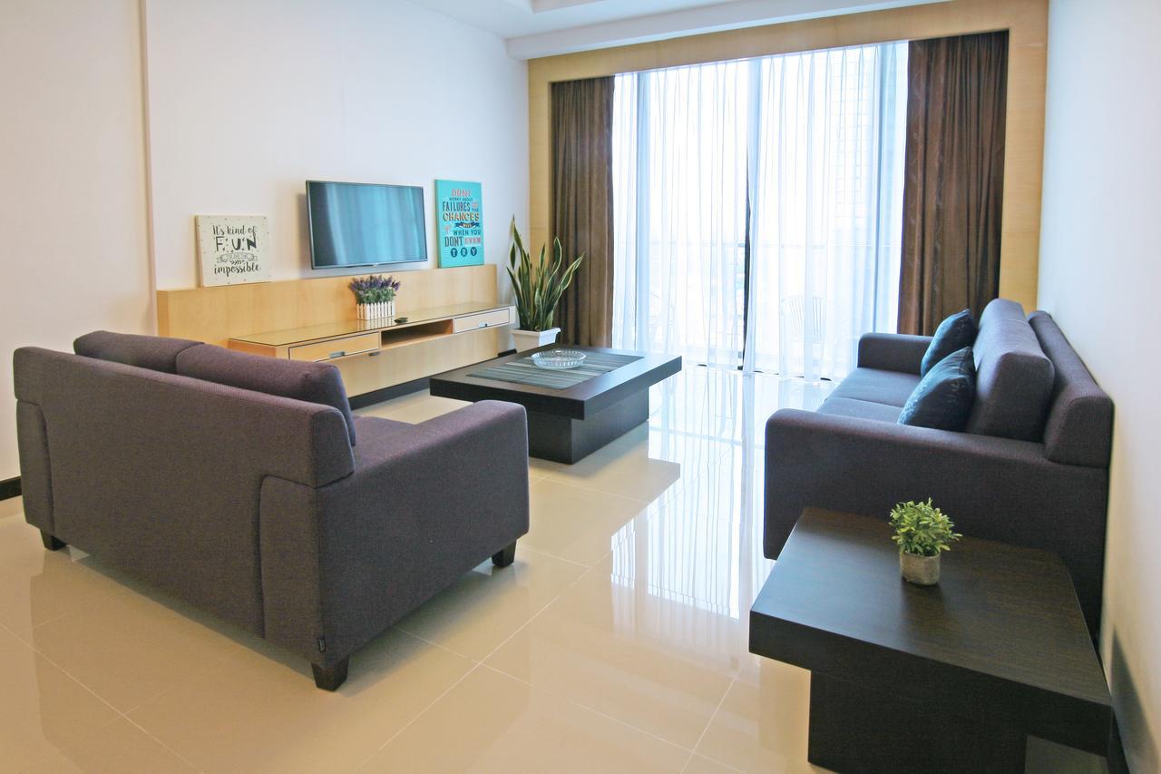 Bernard @ Imperial Apartment *